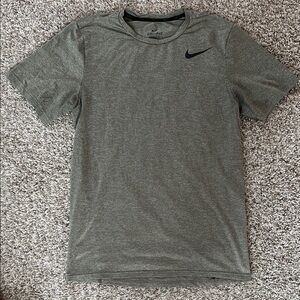 Nike Men's Gray/Green Dri-FIT T-Shirt